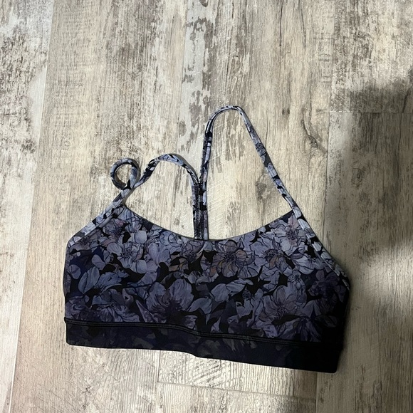 Lululemon flow Y nula bra! 😊❤️😊❤️ - Picture 3 of 5